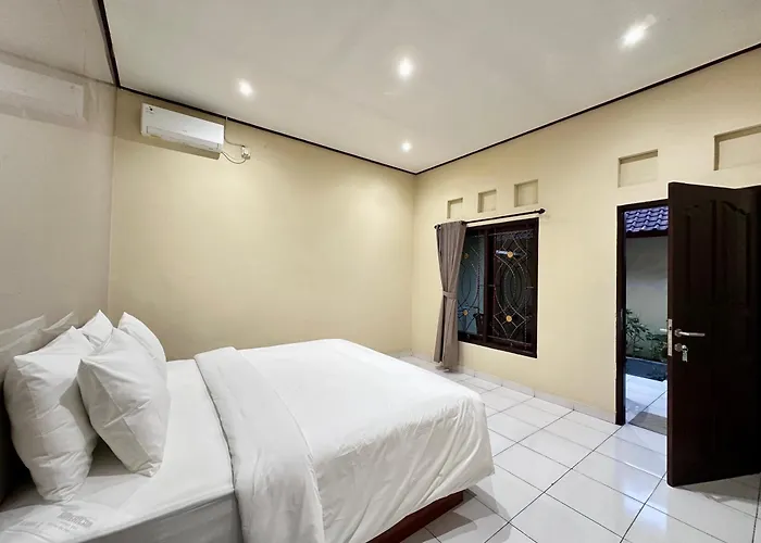 Pensión Artha Mulia House