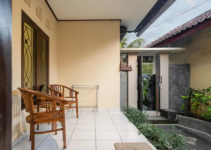 Pensión Artha Mulia House 3*