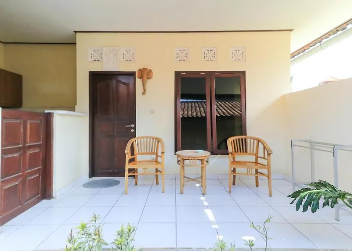 Artha Mulia House Pensión